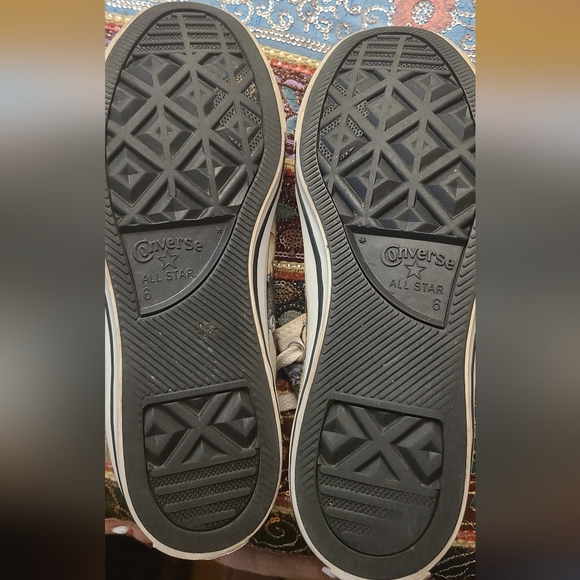 Limited Edition RARE Wonder Woman Converse high-tops - Picture 8 of 11